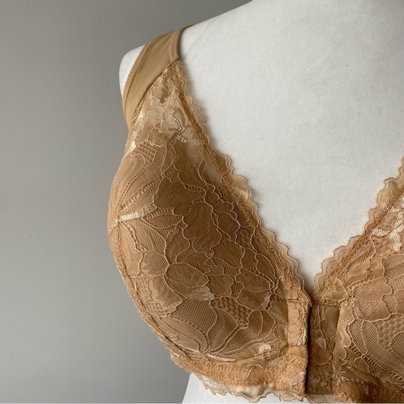 Lucy Breeze Lacey Bra - Beige 38B - Picture 2 of 16